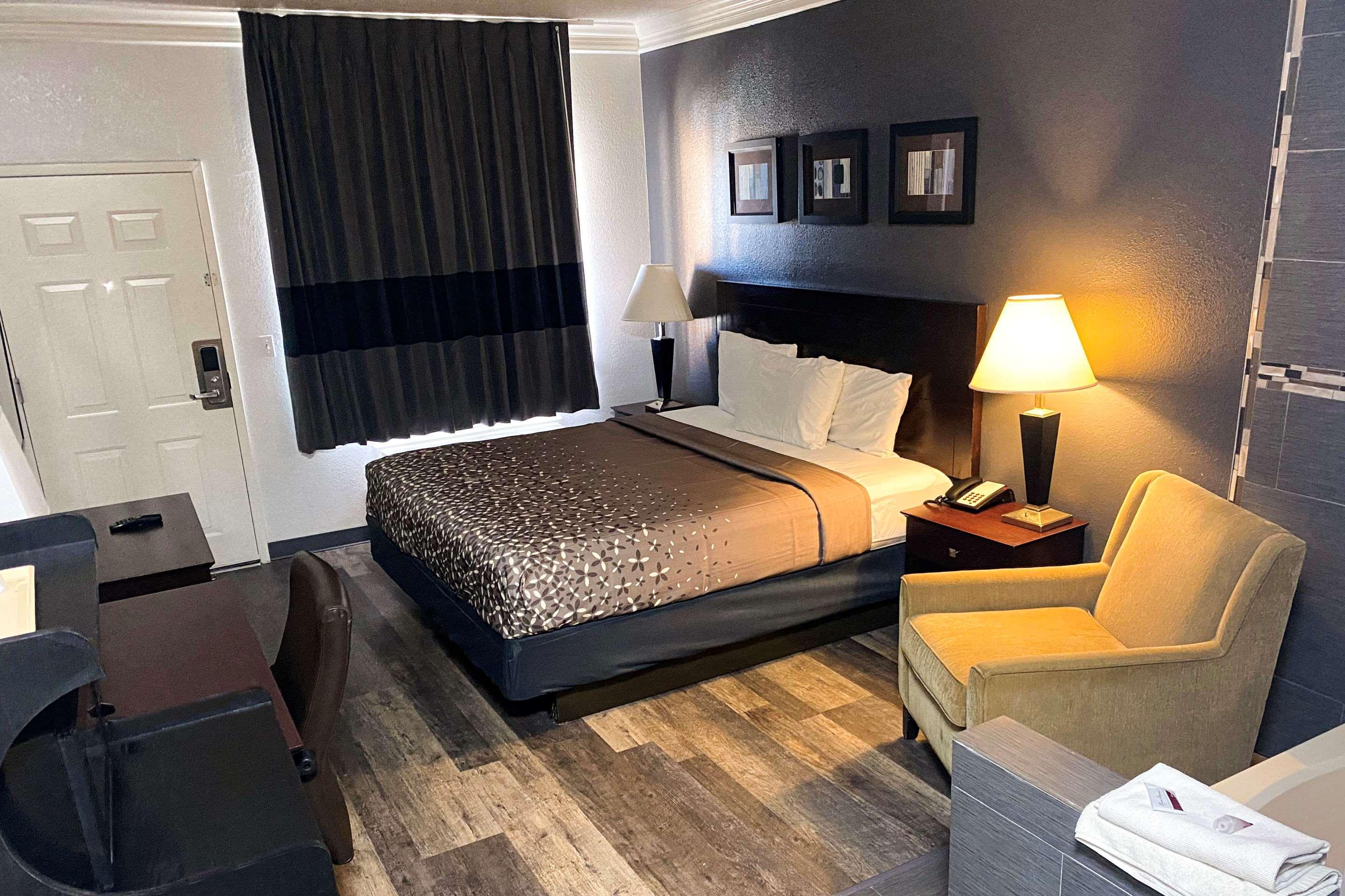 Rodeway Inn Стивънвил Екстериор снимка
