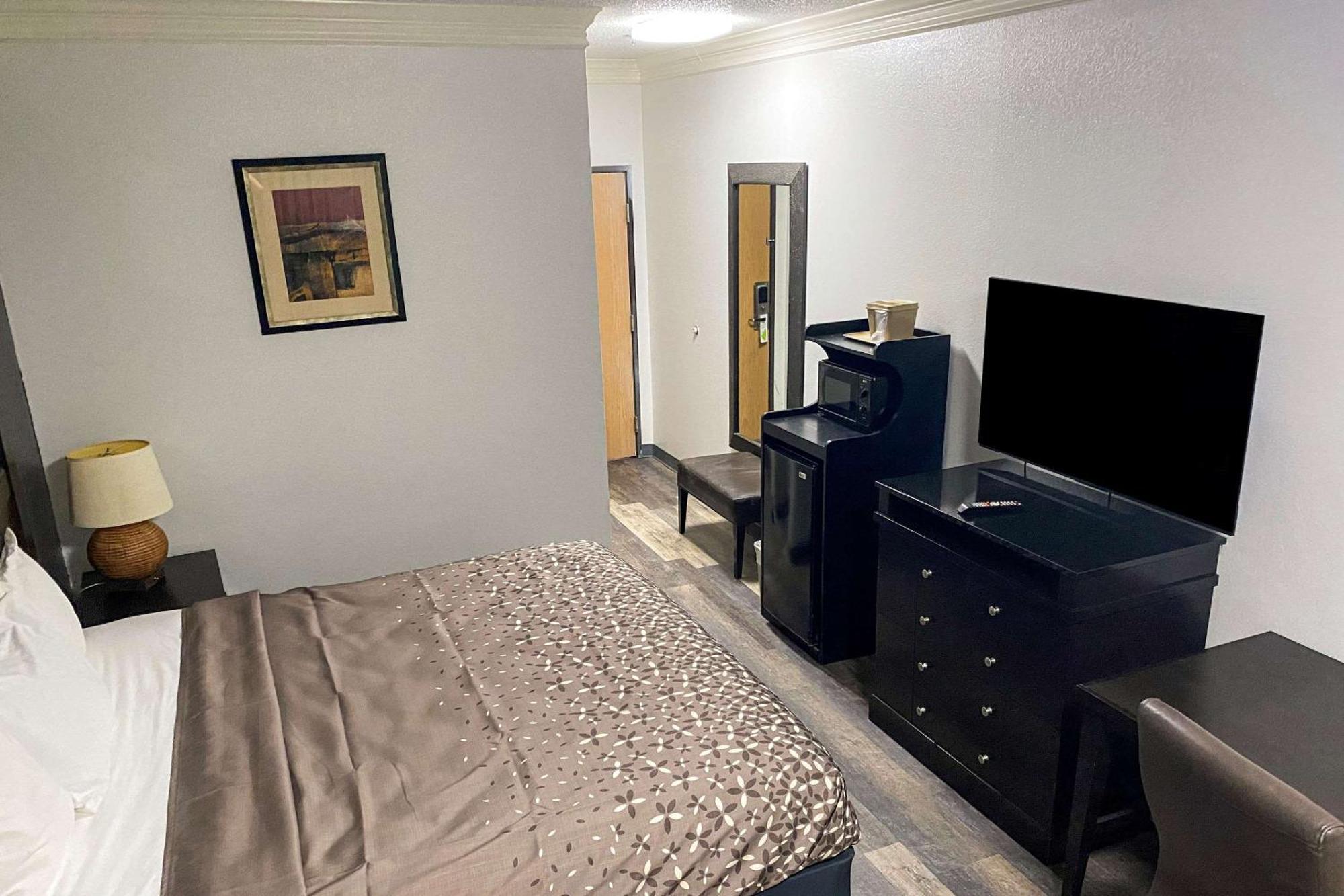 Rodeway Inn Стивънвил Стая снимка