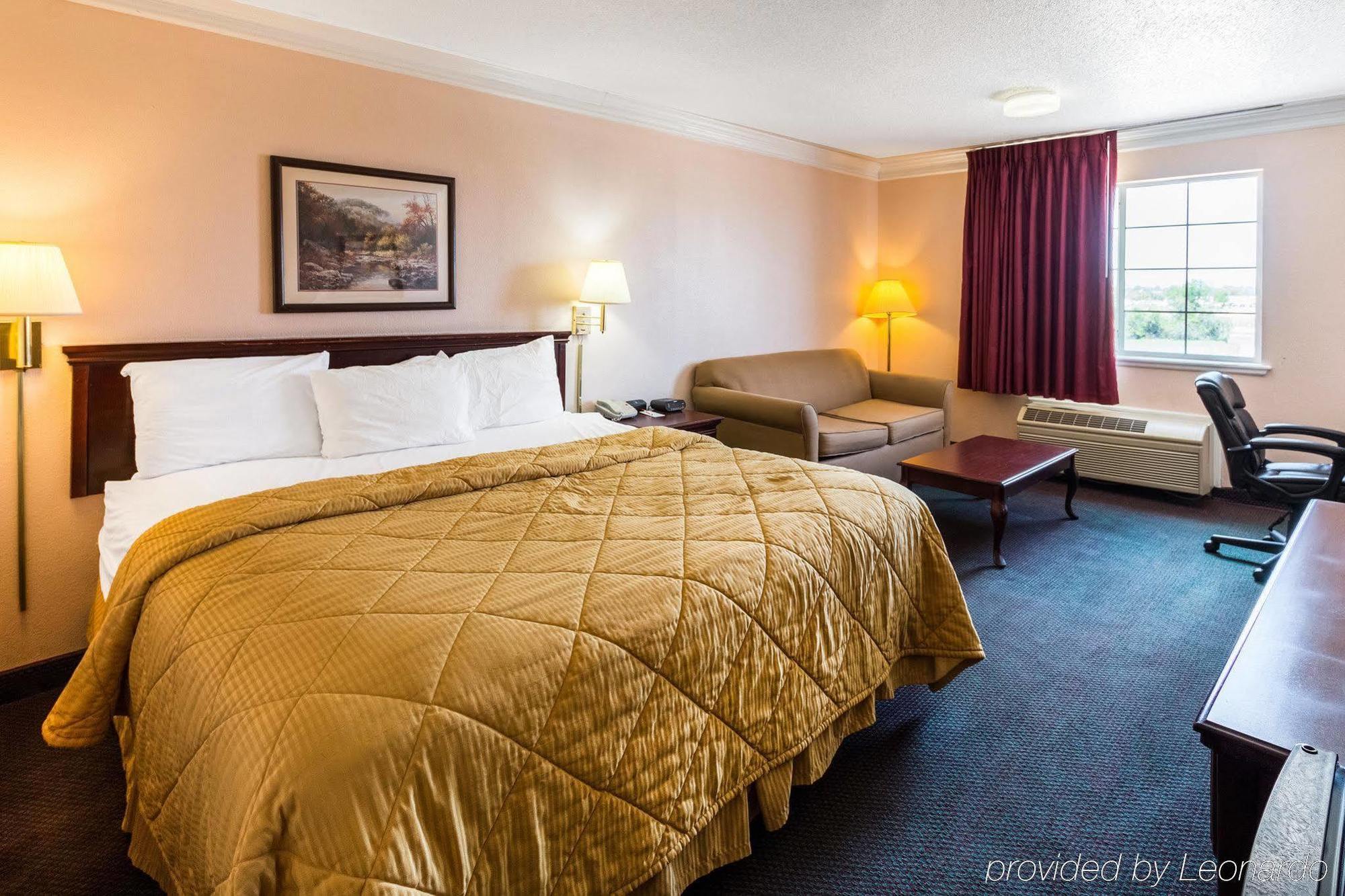 Rodeway Inn Стивънвил Екстериор снимка