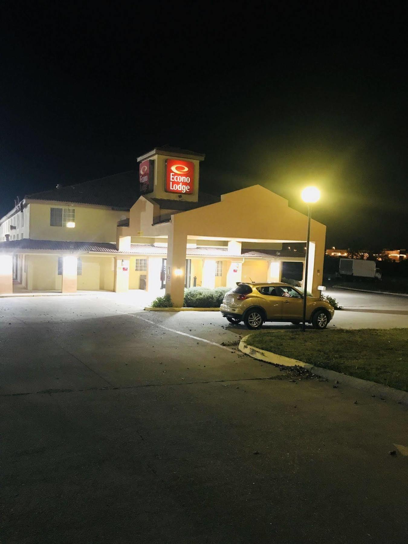 Rodeway Inn Стивънвил Екстериор снимка