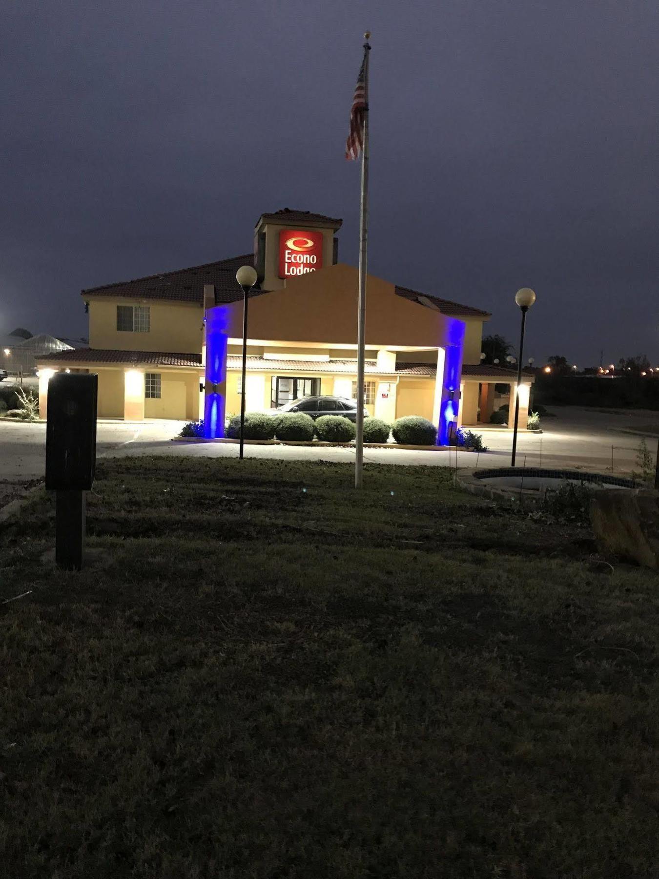 Rodeway Inn Стивънвил Екстериор снимка